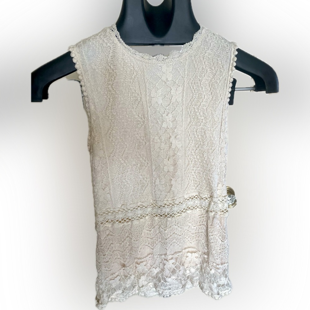 Paper Crane, Small, cream colored tank top with cream colored lace overlay